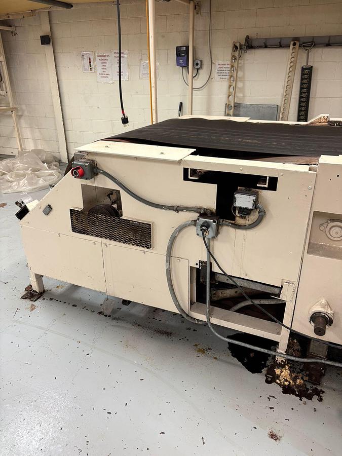 Used Used 3 Zone 200 Foot Baking Oven - Ready to be removed