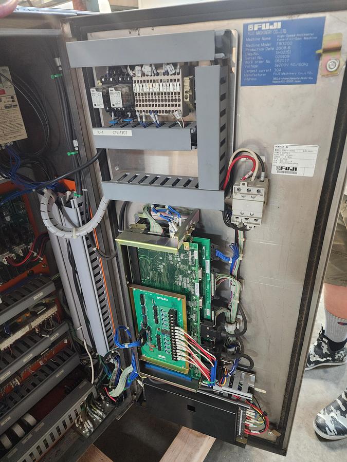 Used 2016 Fuji FW3200 Wrapper