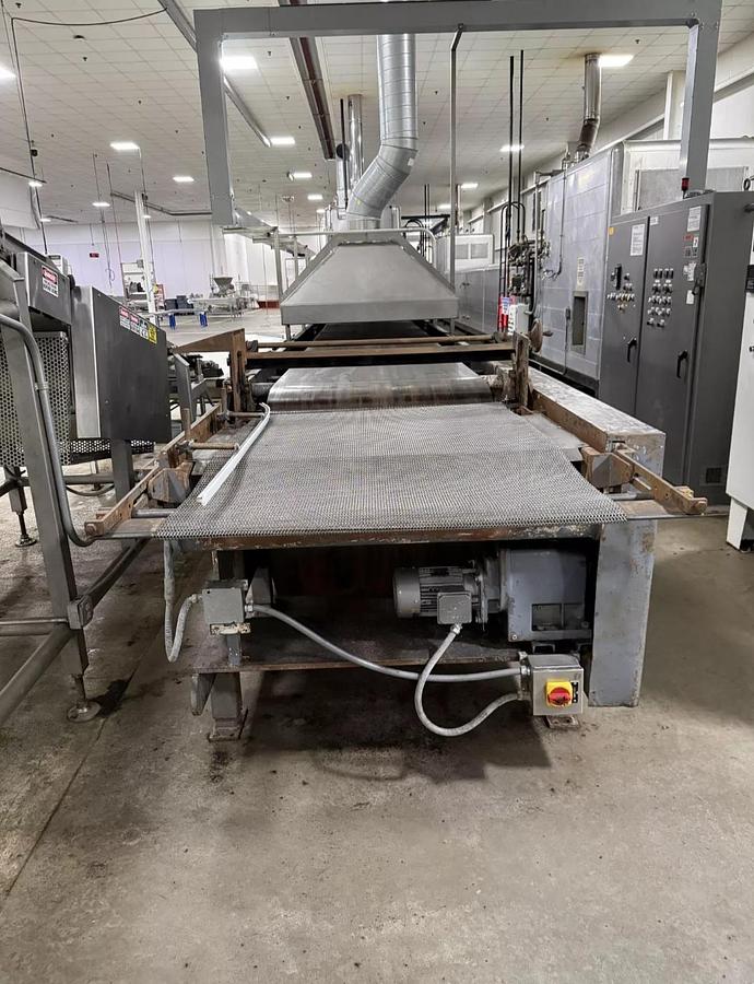 Used 1983 APV wenrer lehara WL convection oven