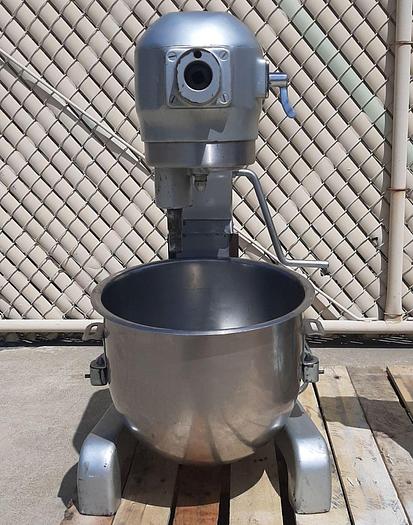 Used Mixer, Hobart, 20 Quart, S/st, Mdl A200T, 3-Speed #S744482