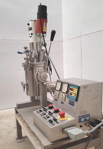 Used 3 LITER ESCO LABOR DUAL AGITATED VACUUM LAB MIXER - S/S - JACKETED