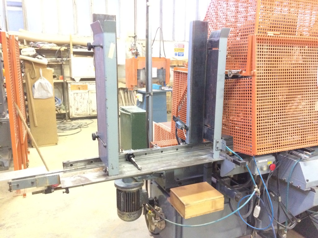 Usato 1995 Foratrice mortasatrice doppia marca COMEC modello FFMD/AF