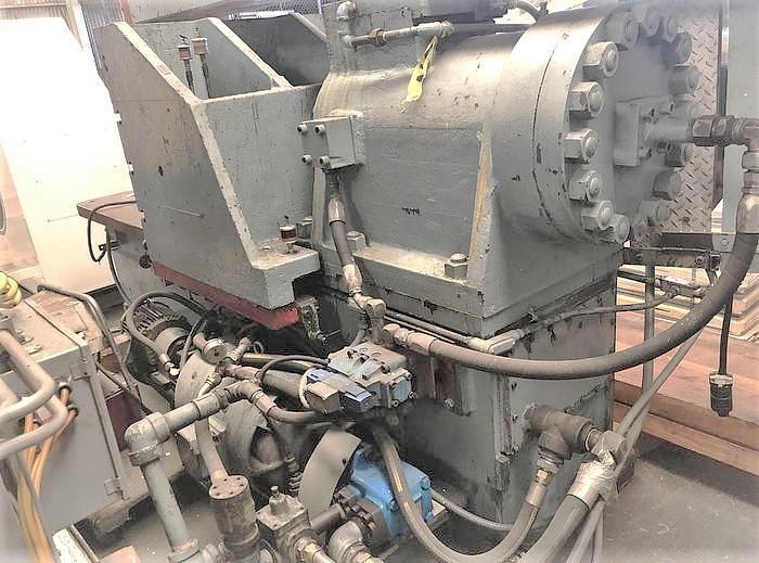 Used Bulldozer Type 300 Ton Horizontal Hydraulic Press