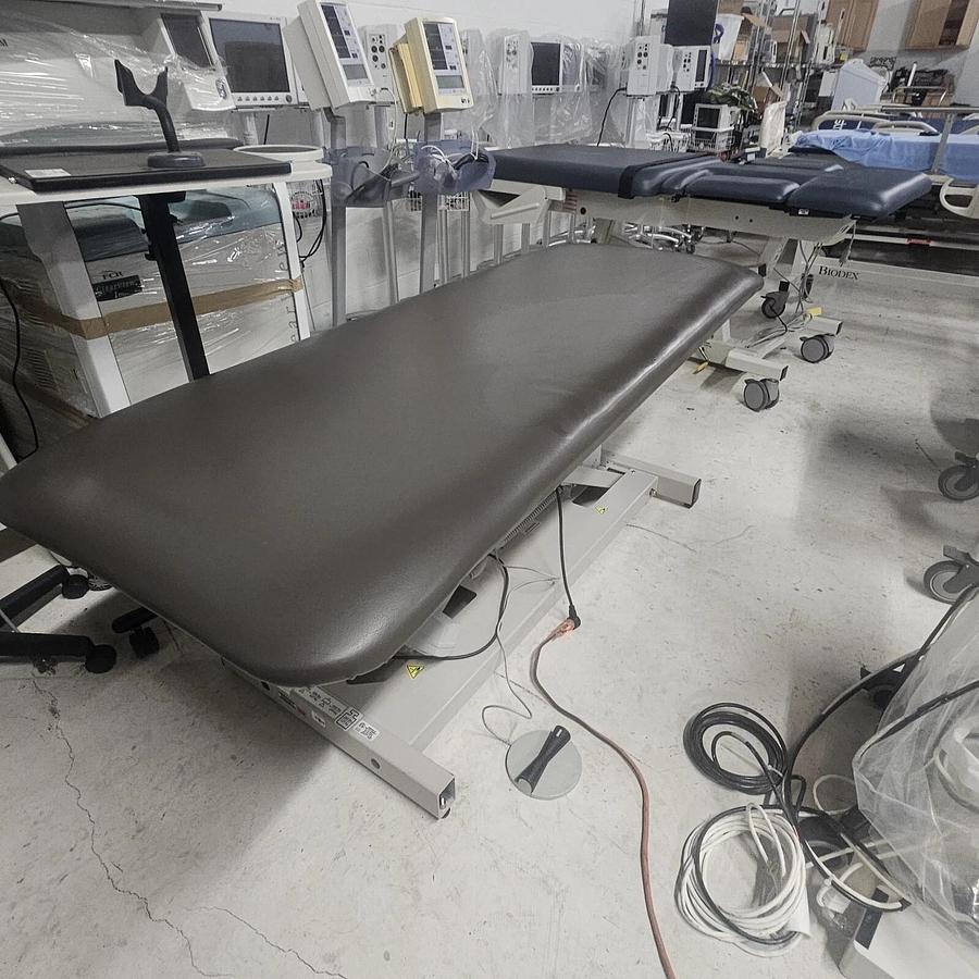 Used Clinton Open Base Power Table with One Piece Top