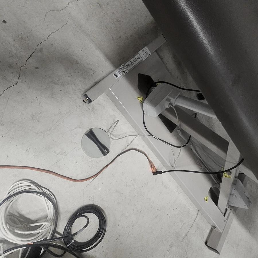 Used Clinton Open Base Power Table with One Piece Top