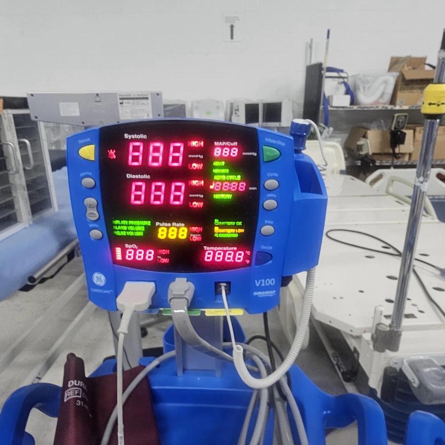 Used GE Carescape V100 Dinamap Patient Vital Sign Monitor SpO2 Blood Pressure Temp