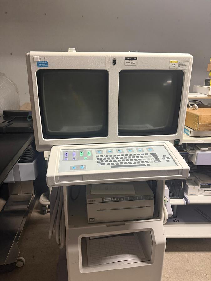 Used 2004 GE  OEC 9800 , C ARM