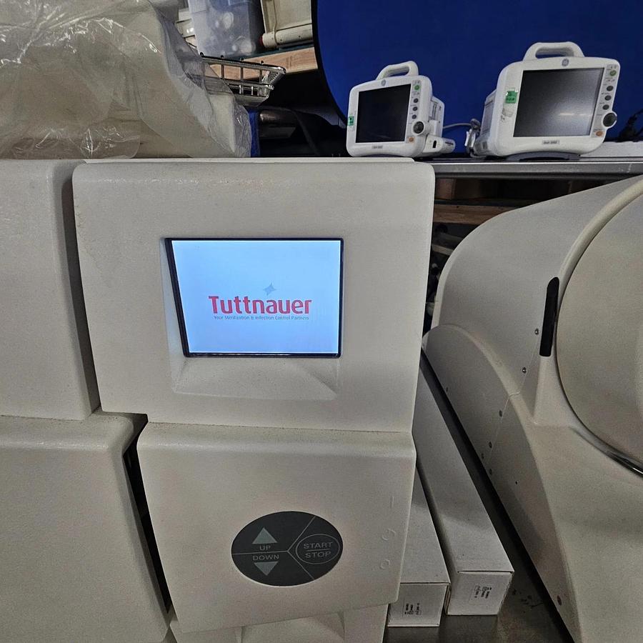 Used 25411 TUTTNAUER AUTOCLAVE STEAM STERILIZER 28L, 207957, 2.8 BAR 2840EL-D