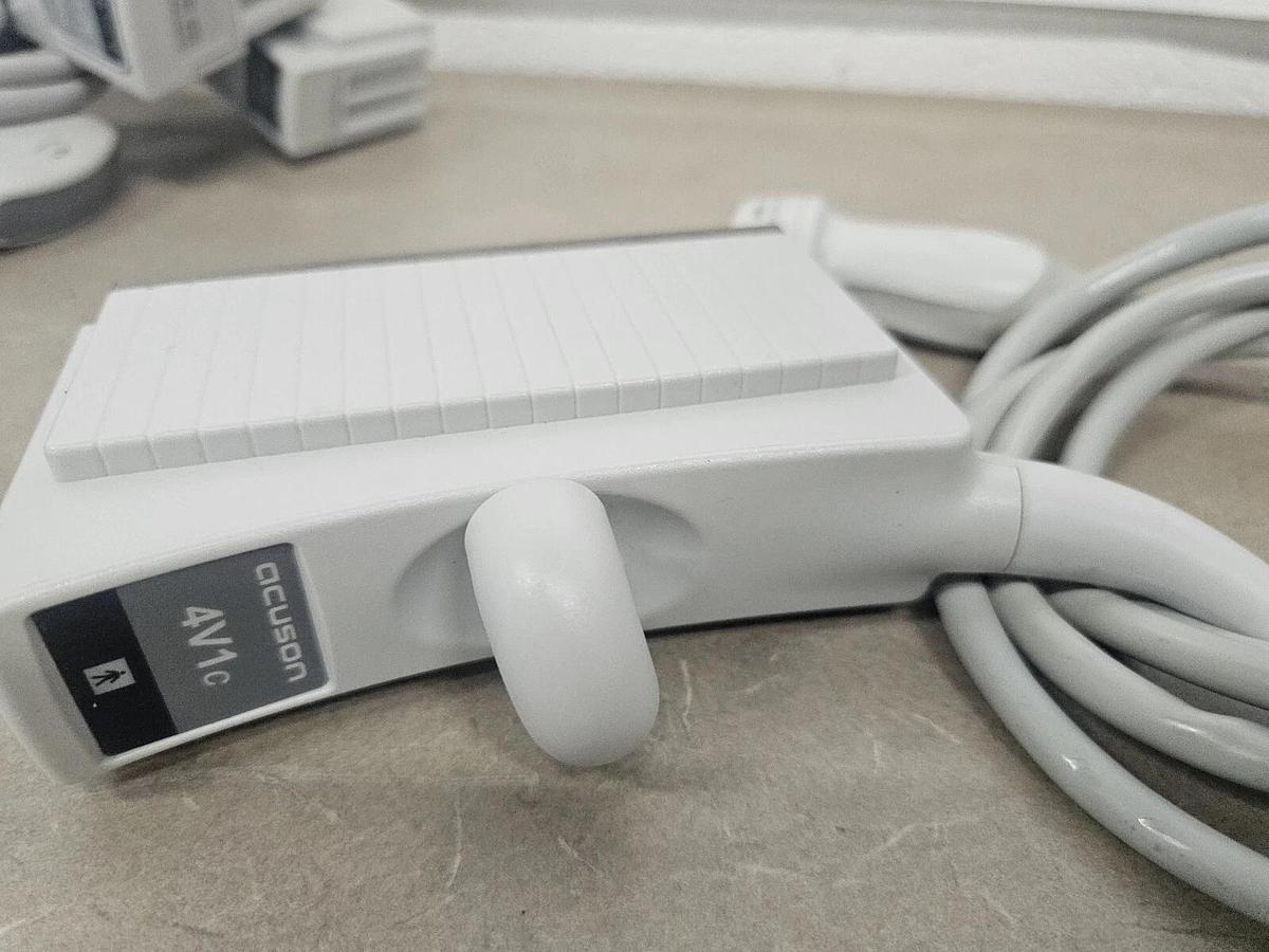 Used Siemens ACUSON 4V1c Vector Array Ultrasound Transducer Probe