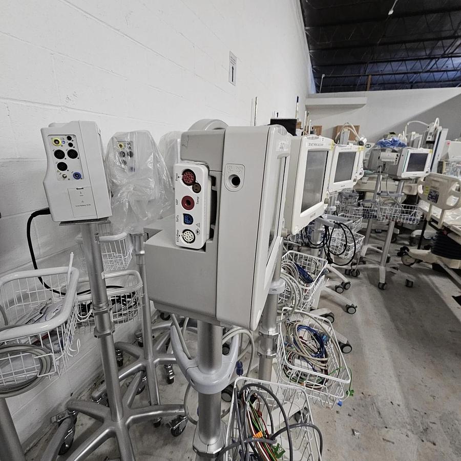 Used (16)Philips MP30 With Module & 18 EDEN IM8 with CO2 OPTION ( LOT Of 34 Units)