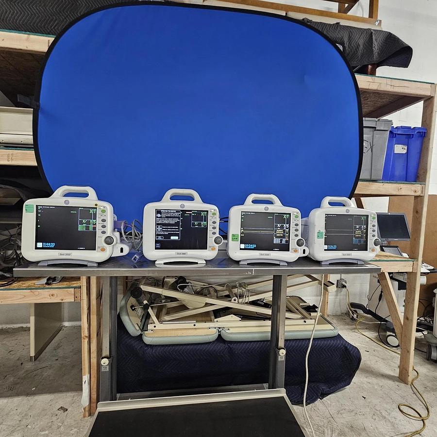 Used GE Dash 3000 Patient Monitor ( LOT Of 13)