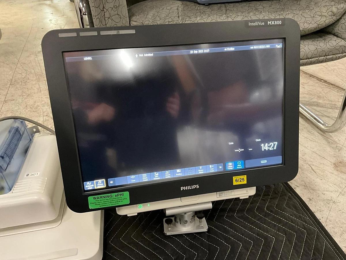 Used Phillips Intellivue  MX800 Monitor