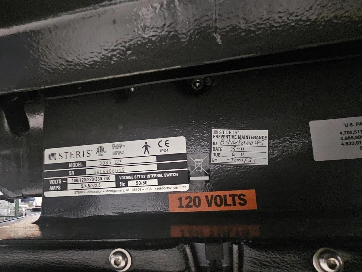 Refurbished Steris AMSCO 3085 SP Surgical Table with Hand Control Complete