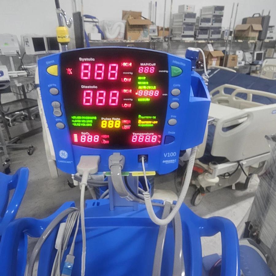 Used GE Carescape V100 Dinamap Patient Vital Sign Monitor SpO2 Blood Pressure Temp
