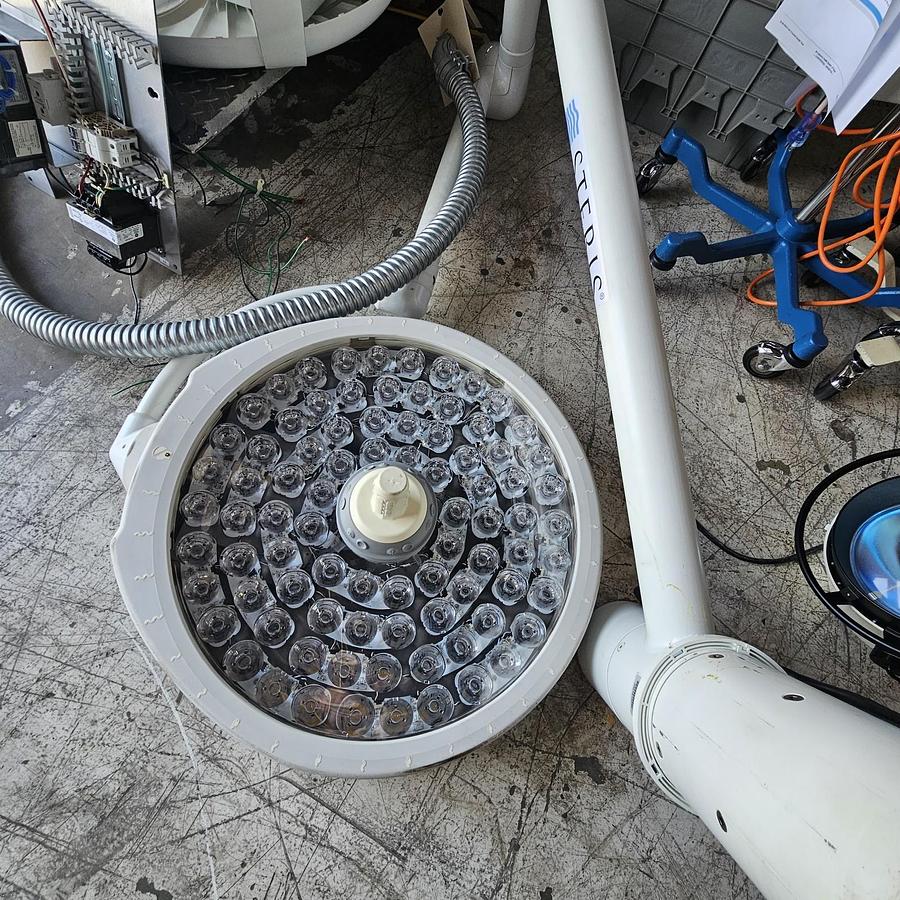 Used Steris Harmony Air Single Head Light