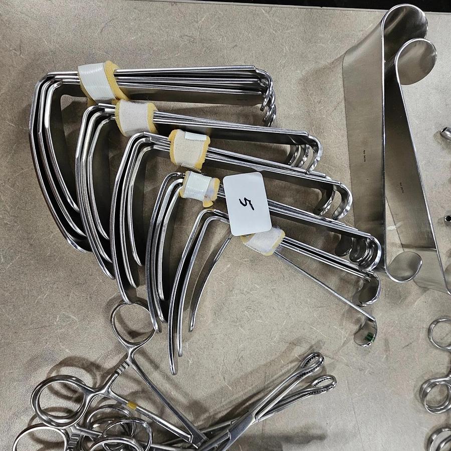 Used 70 Pieces Surgical Instrument Set