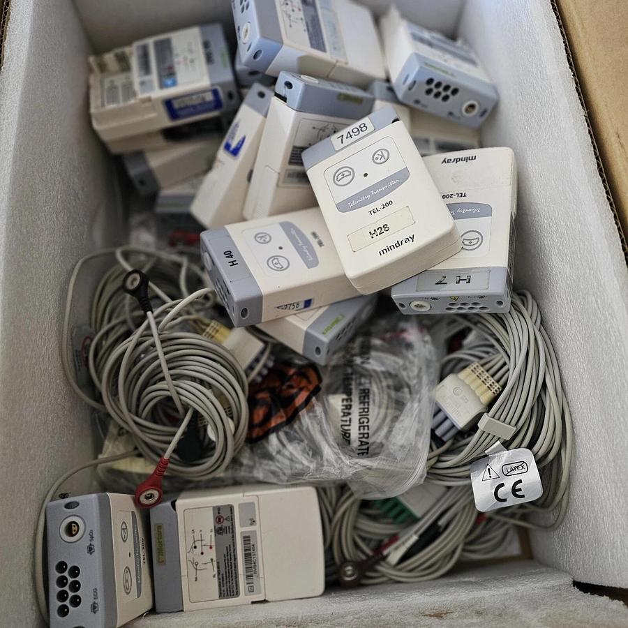 Used Mindray Telemetry Transmitter Patient Monitor TEL-100 with Cable, ( LOT Of  32)