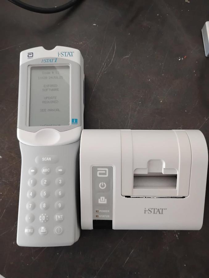 Used Abbott i-STAT 1 300-G Handheld  Analyzer