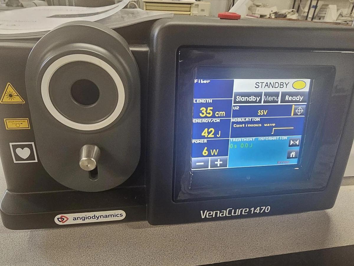 Used Angiodynamics EVLT VenaCure Pro 1470 Laser Complete System