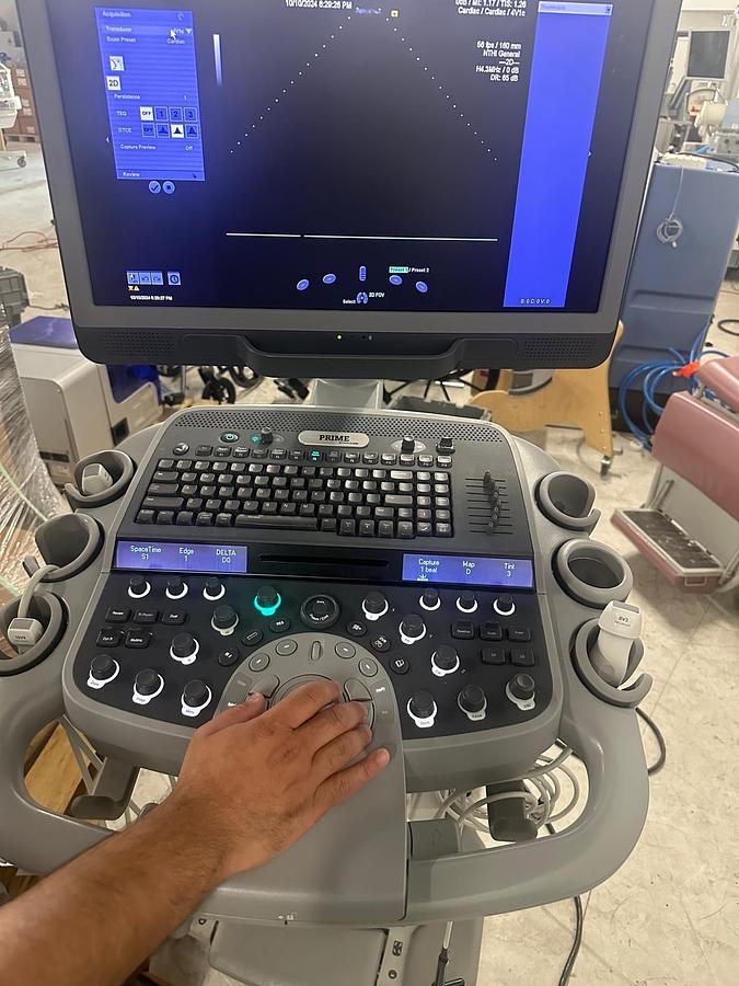 Refurbished 2019 Siemens Acuson S2000 with 8V3 , 4V1c, 10V4  Probes