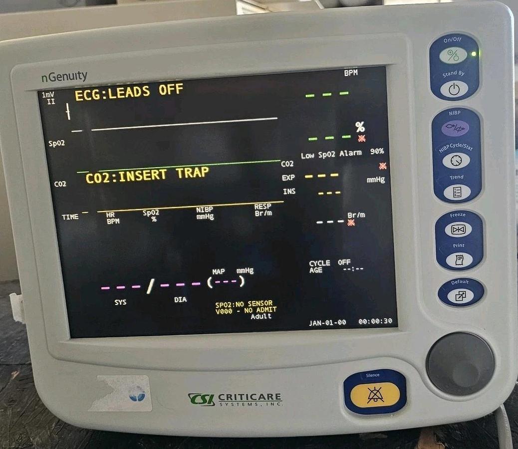 Criticare nGenuity 8100- DOX SpO2, NIBP, ECG,  Temp, CO2, Printer