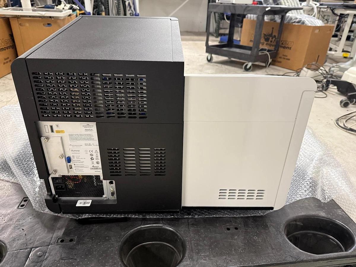 Used Illumina Miseq NGS Sequencer