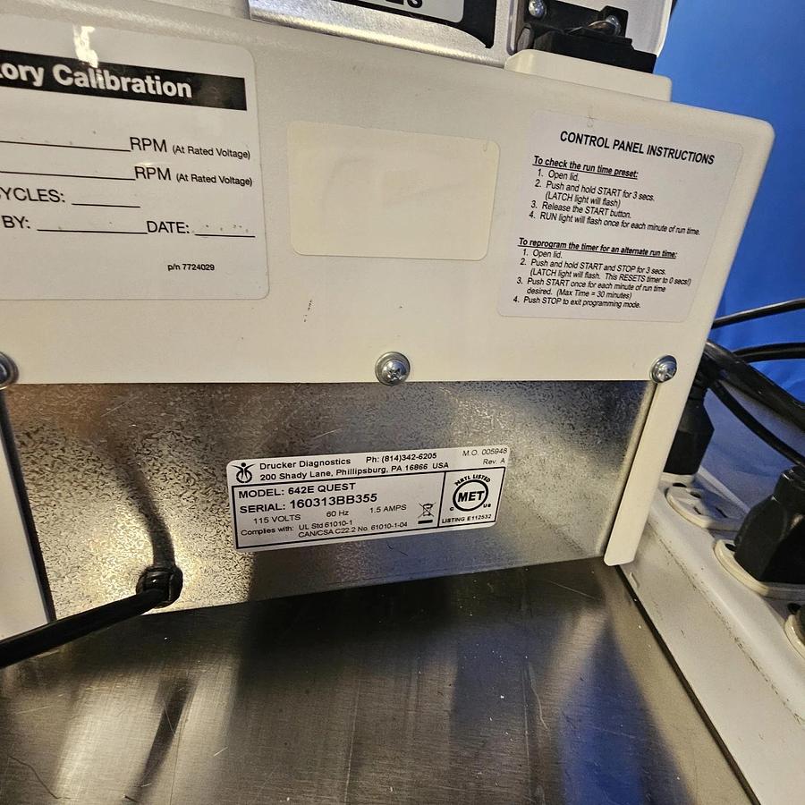 Used 25411 TUTTNAUER AUTOCLAVE STEAM STERILIZER 28L, 207957, 2.8 BAR 2840EL-D