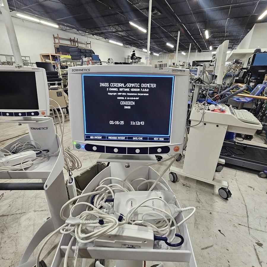 Used Covidien Invos Cerebral Somatic Oximeter With Stand ( LOT Of 3)