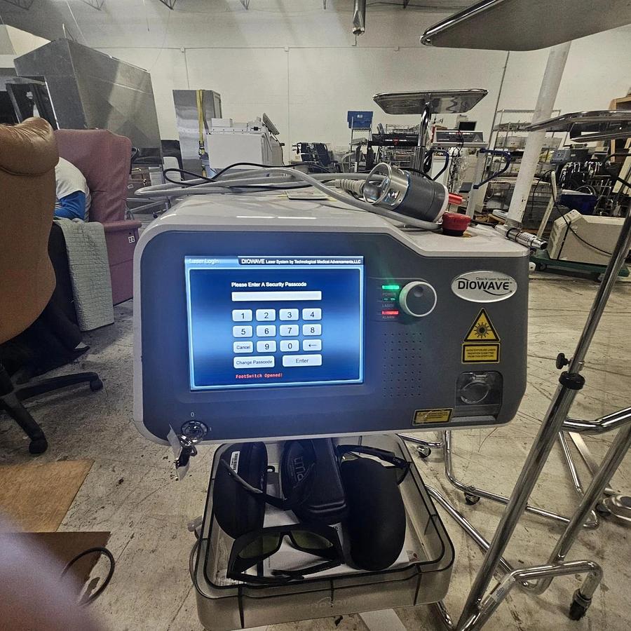 Used Diowave Portable Class IV Laser SYSTEM