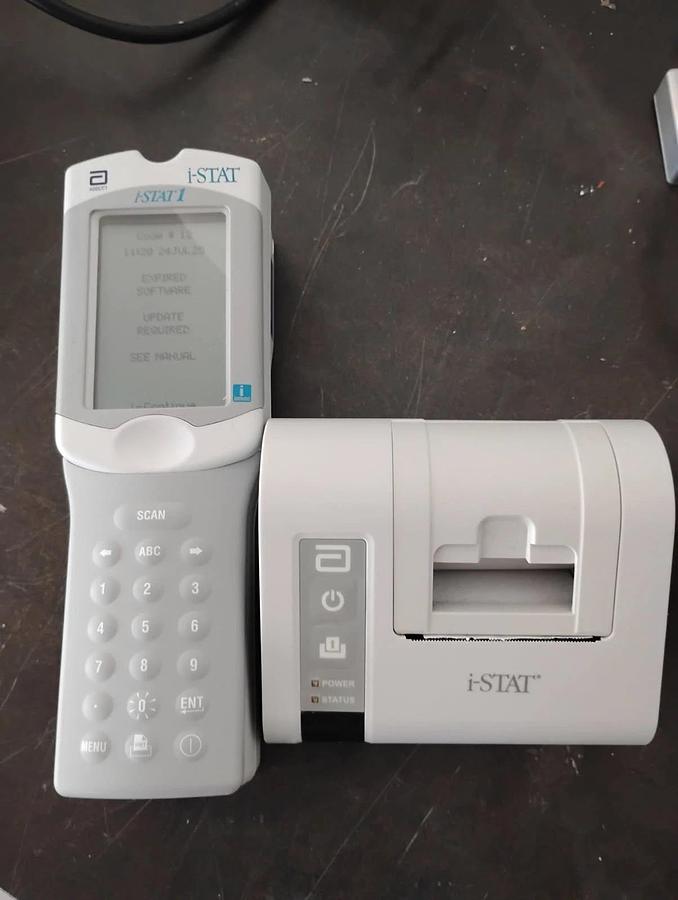 Used Abbott i-STAT 1 300-G Handheld  Analyzer
