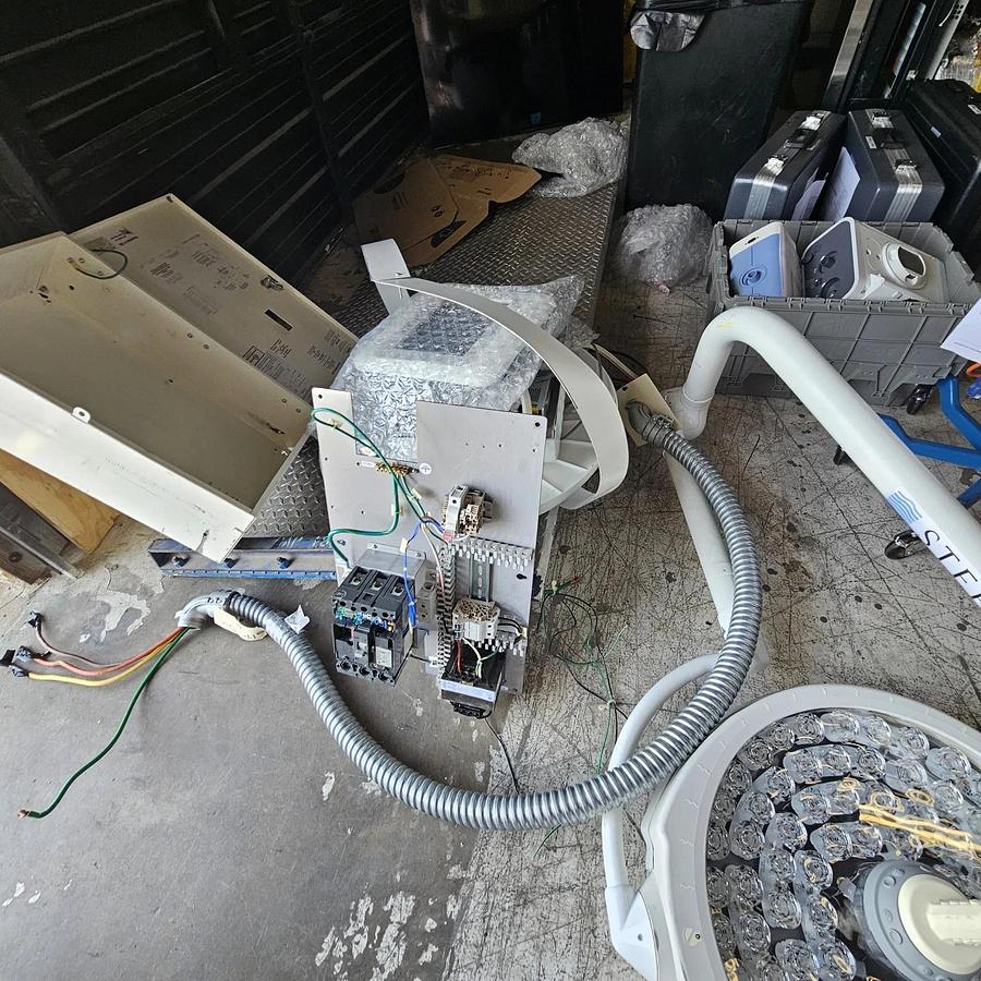 Used Steris Harmony Air Single Head Light