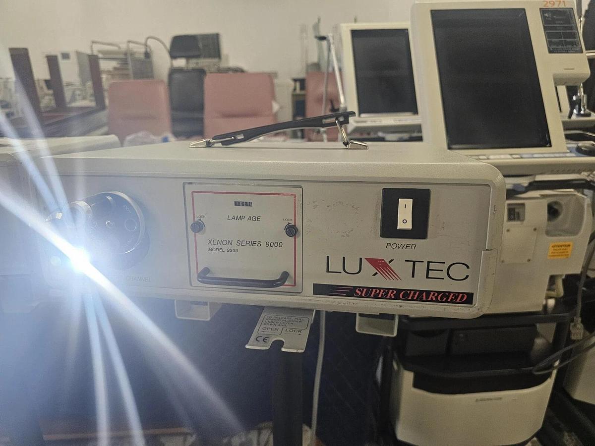 Used Luxtec 9300XSP & 9000 Light Source for Surgical Headlight Qty 5