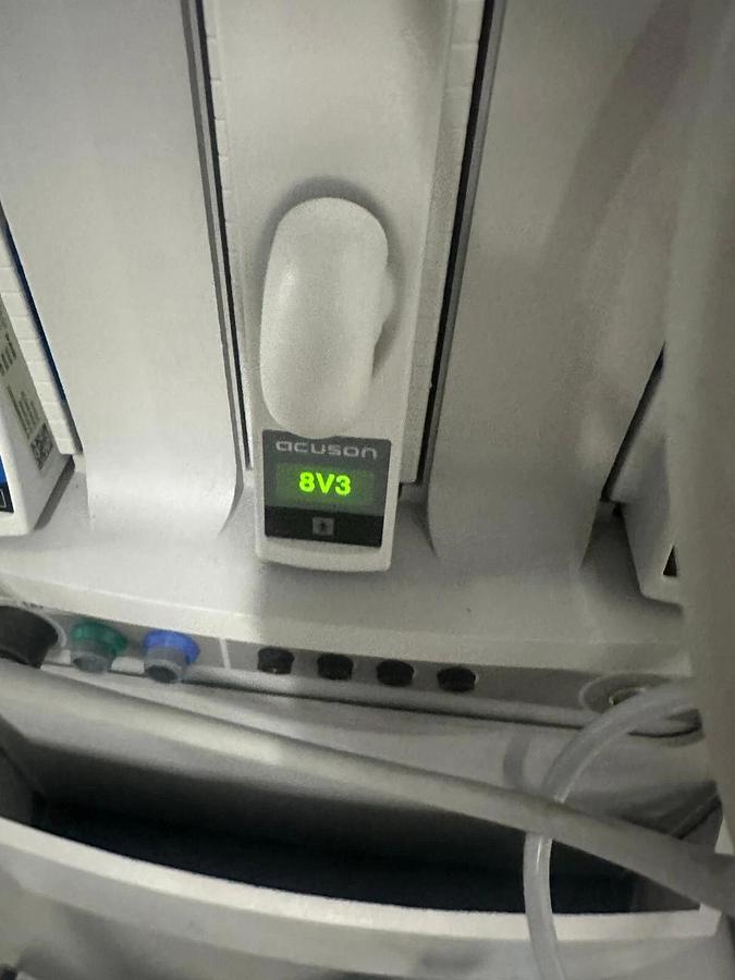 Refurbished 2019 Siemens Acuson S2000 with 8V3 , 4V1c, 10V4  Probes