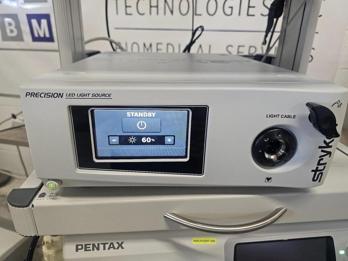 Used Pentax EPK-i Video Processor With KEYBOARD ,Stryker LIGHT SOURCE , monitor, Cart