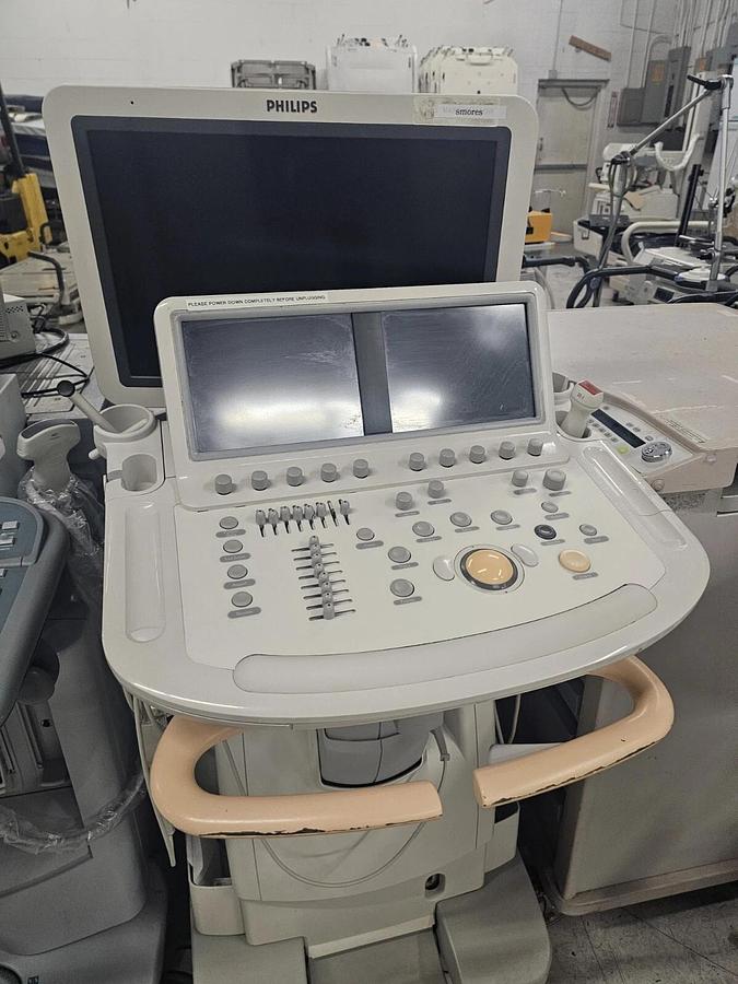 Used 2010 Philips IE33 Diagnostic Ultrasound System w S5-1 Transducer