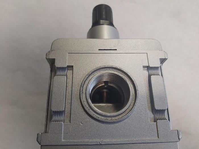 Druckregler + 3/2 Wege Magnetventil, Größe 5, G1", R 10-6 + M CL10 24V DC, Multifix, neu -50%