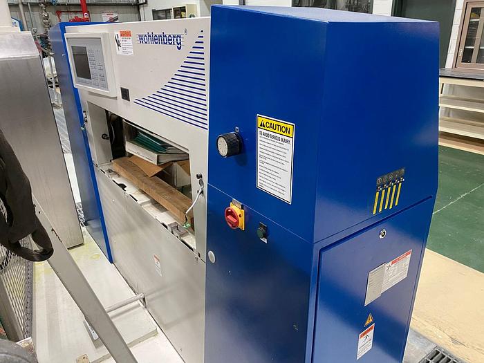 Used 45" WOHLENBERG GUILLOTINE PAPER CUTTER LIKE NEW CONDITION MFG 2001