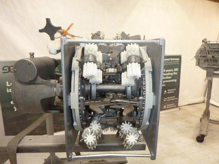 Used Famco Linker with Cart; Md#JY