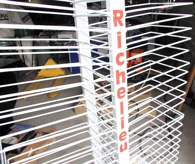 Used *SOLD* Drying Rack - Richelieu