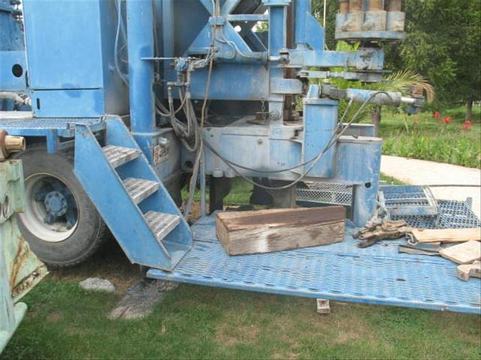 Used 2000 Ingersoll-Rand RD20 II Drill Rig