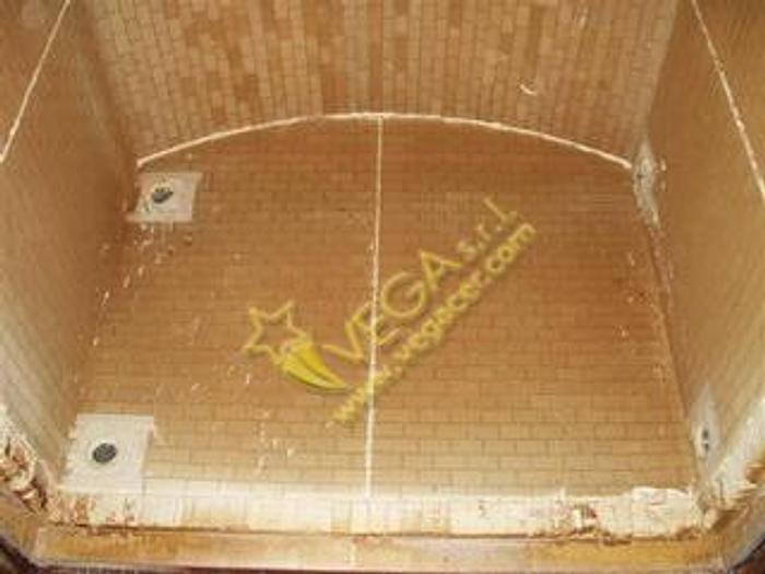 Used STOCK OF UNDERCUT METAL MOLDS