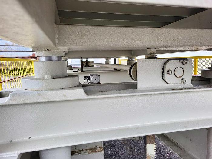 Used ORMA Hydraulic veneer press NPC 6/95