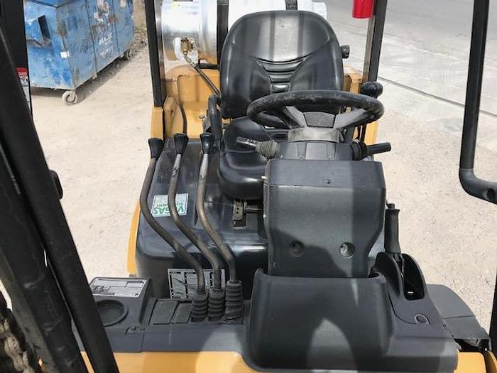 Used 2004 CAT C5000 FORKLIFT