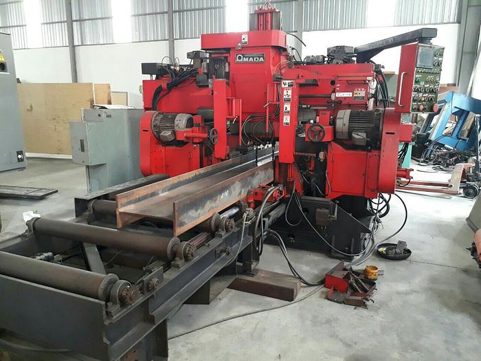 1991 High accuracy three axes CNC automatic drilling machine Amada 8BH-900