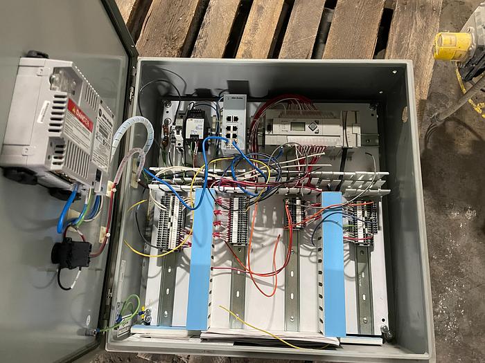 Used 2015 DYNAMIC AIR 100A SAND TRANSPORTER WITH PLC