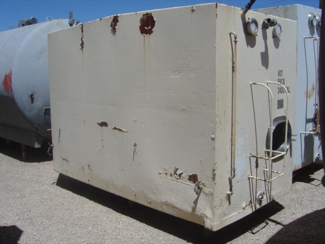 Reformado 2400 GALLON INSULATED STORAGE TANK. CE HOWARD MODEL 7369-B SERIAL 7661