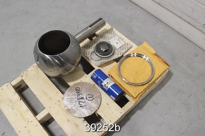 Unused Neles Jamesbury 8" Ball Valve Replacement Ball/Seat, Z110-BJ, JF-96 #39252