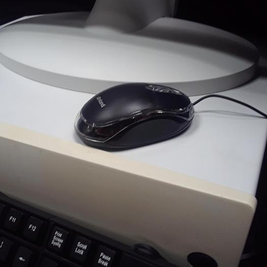 Refurbished GE Medical CIC Pro Central Station with (8) DASH 4000 Bedside Monitors