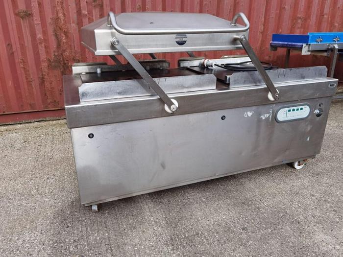 Used BOSS DOUBLE CHAMBER VACUUM PACKER