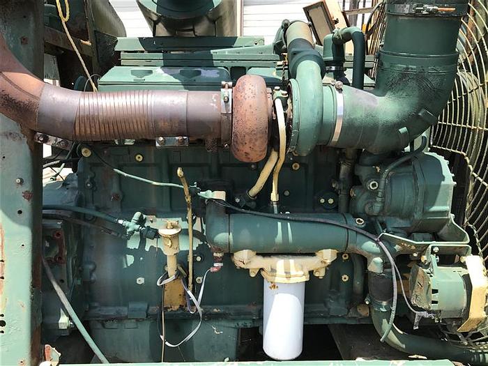 Used 2000 Ingersoll-Rand HR2 900 CFM / 350 PSI Air Compressor